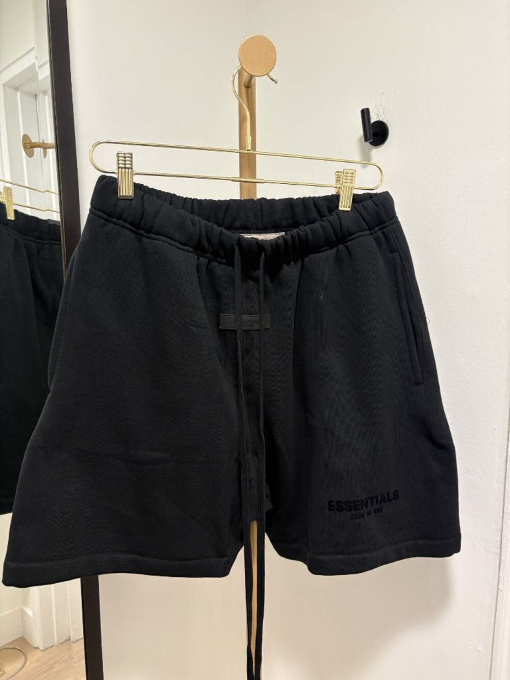 Essentials Fear of God sweat shorts for men size medium